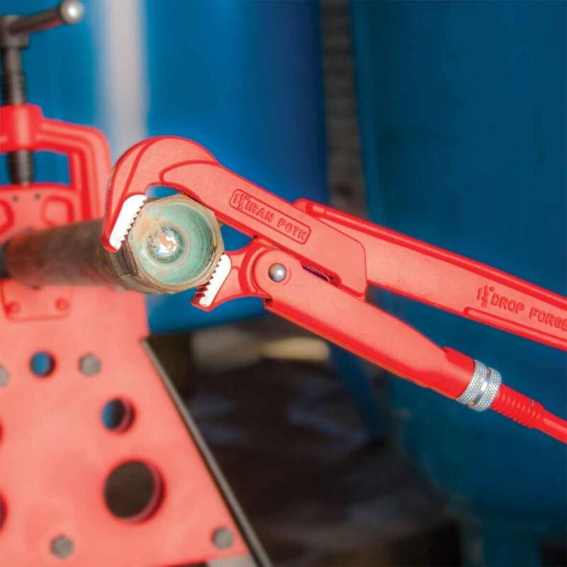 آچار لوله‌ گیر: کاربردها، انواع و نکات نگهداری